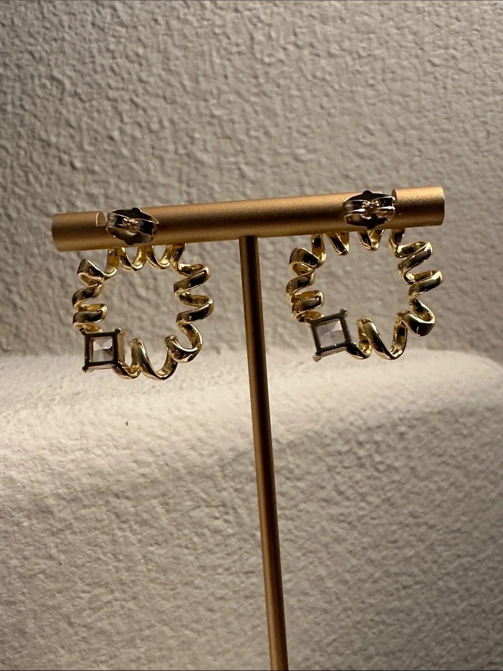 Fashion Jewelry Gold Spiral Hoop Earrings with Clear Stone Accent